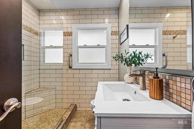 300 W Ofarrell, Boise, ID 83702