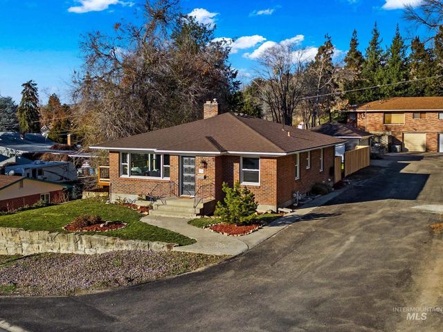 300 W Ofarrell, Boise, ID 83702