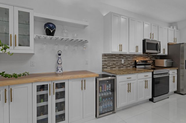732 SE 2nd Street 732, Pompano Beach, FL 33060
