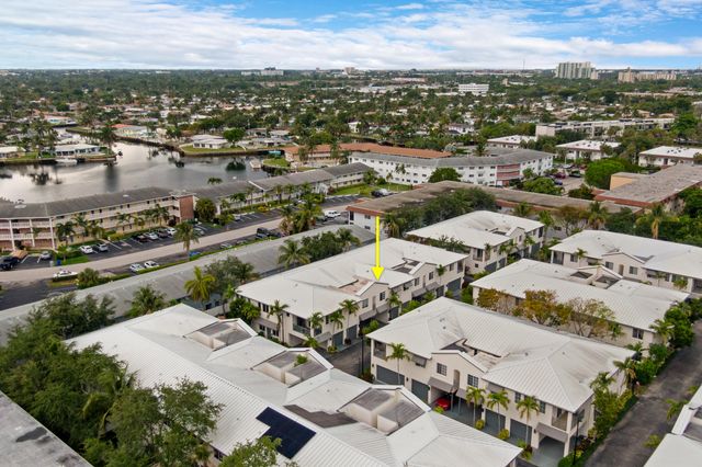 732 SE 2nd Street 732, Pompano Beach, FL 33060