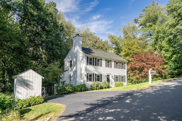 7 Duffield Rd, Hopkinton, MA 01748