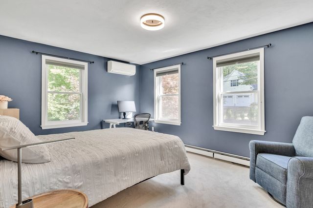 7 Duffield Rd, Hopkinton, MA 01748