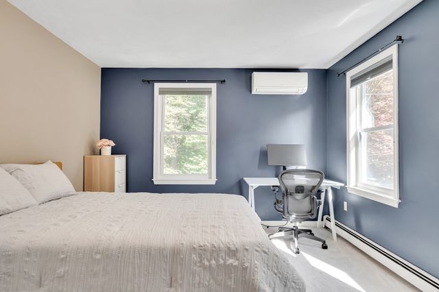 7 Duffield Rd, Hopkinton, MA 01748