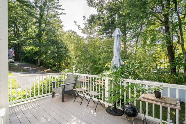 7 Duffield Rd, Hopkinton, MA 01748