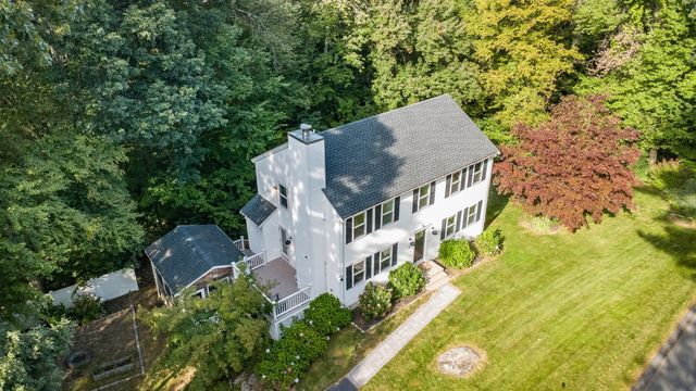 7 Duffield Rd, Hopkinton, MA 01748