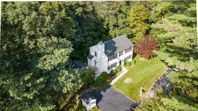 7 Duffield Rd, Hopkinton, MA 01748