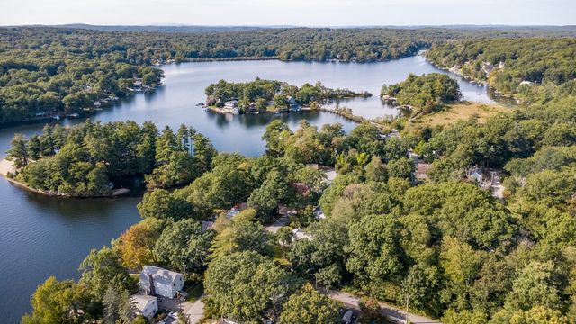 7 Duffield Rd, Hopkinton, MA 01748
