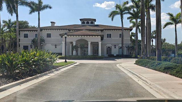 5880 NW 121 Avenue, Coral Springs, FL 33076