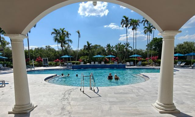 5880 NW 121 Avenue, Coral Springs, FL 33076