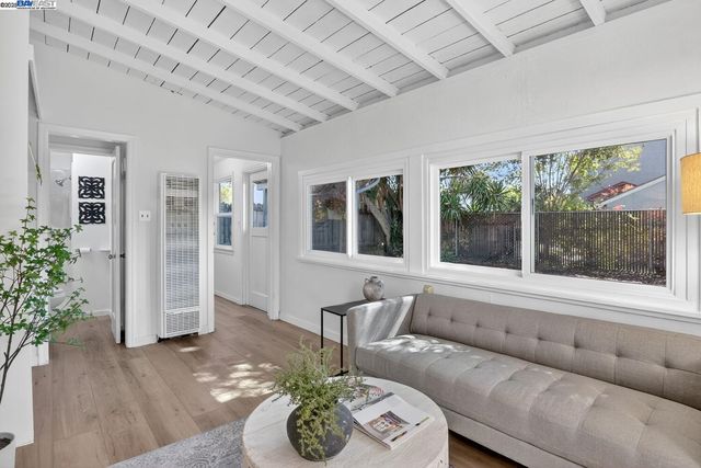 464 Kenilworth Ave, San Leandro, CA 94577