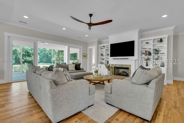 1 Pierpoint Ln, Bluffton, SC 29909