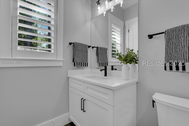 1 Pierpoint Ln, Bluffton, SC 29909