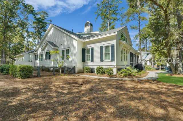 1 Pierpoint Ln, Bluffton, SC 29909