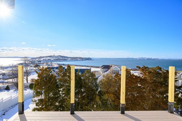 15 Glover Ave, Hull, MA 02045