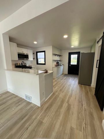 229 E Beam Street, Porter, IN 46304