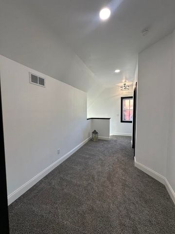 229 E Beam Street, Porter, IN 46304
