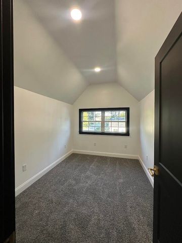 229 E Beam Street, Porter, IN 46304