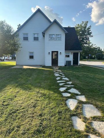 229 E Beam Street, Porter, IN 46304