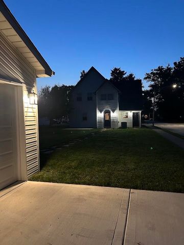 229 E Beam Street, Porter, IN 46304
