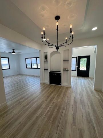 229 E Beam Street, Porter, IN 46304