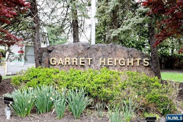 101 Quartz Lane, Paterson, NJ 07501
