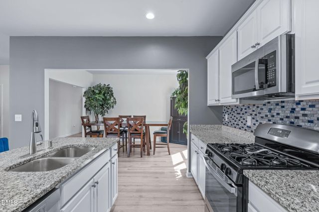 102 Sherrill Pl Lane, Garner, NC 27529