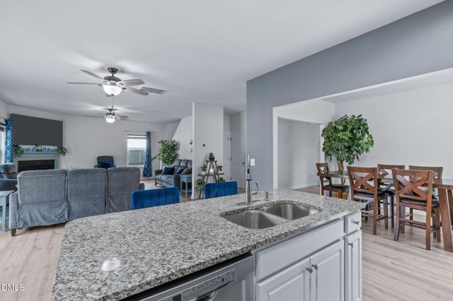 102 Sherrill Pl Lane, Garner, NC 27529