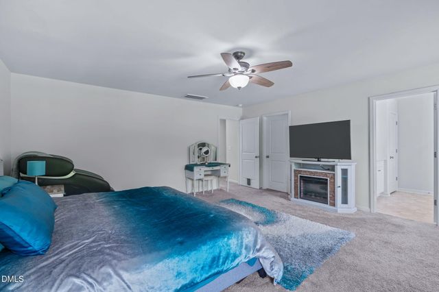 102 Sherrill Pl Lane, Garner, NC 27529