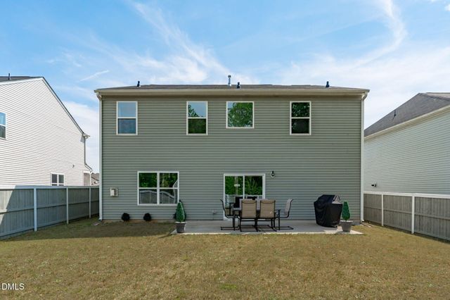 102 Sherrill Pl Lane, Garner, NC 27529