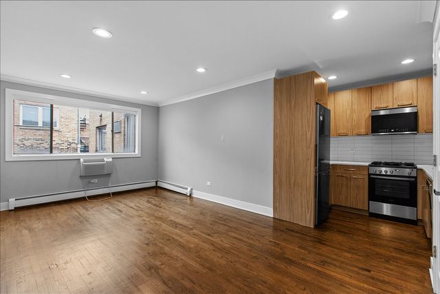 541 W OAKDALE Avenue 507, Chicago, IL 60657
