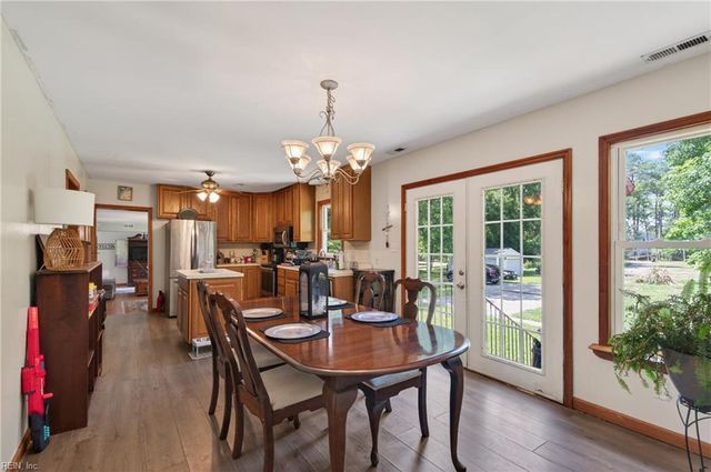 12 Holston LN, Hampton, VA 23664