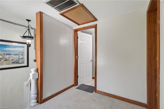 12 Holston LN, Hampton, VA 23664