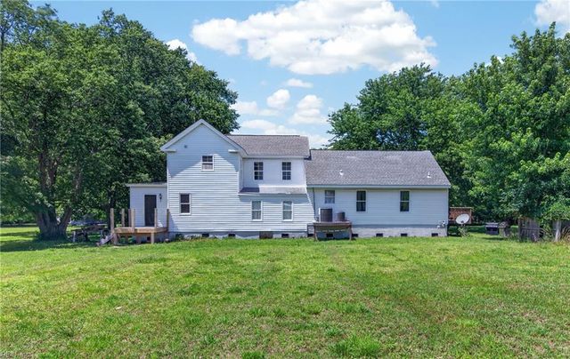 12 Holston LN, Hampton, VA 23664