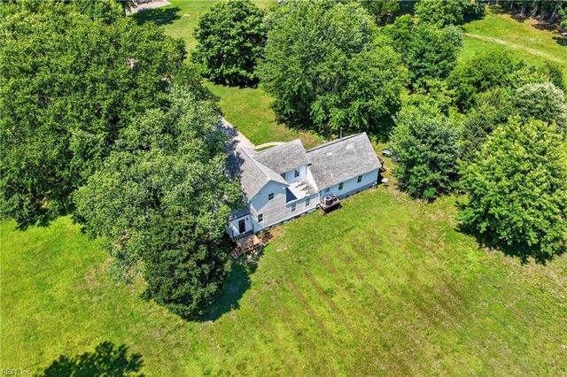 12 Holston LN, Hampton, VA 23664