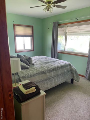 7234 Davison Road, Davison, MI 48423