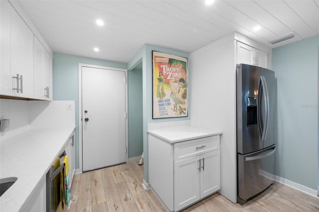 1621 GULF BOULEVARD 706, Clearwater Beach, FL 33767