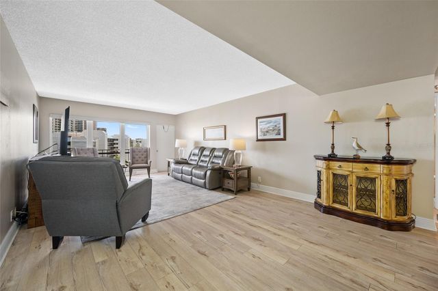 1621 GULF BOULEVARD 706, Clearwater Beach, FL 33767