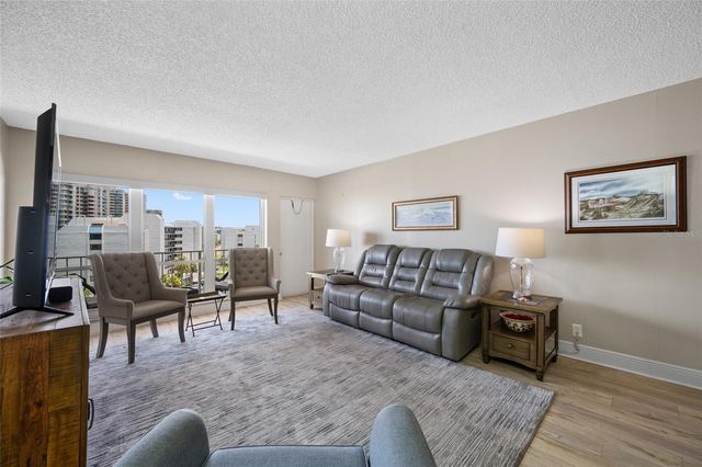 1621 GULF BOULEVARD 706, Clearwater Beach, FL 33767