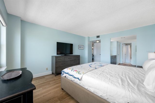 1621 GULF BOULEVARD 706, Clearwater Beach, FL 33767