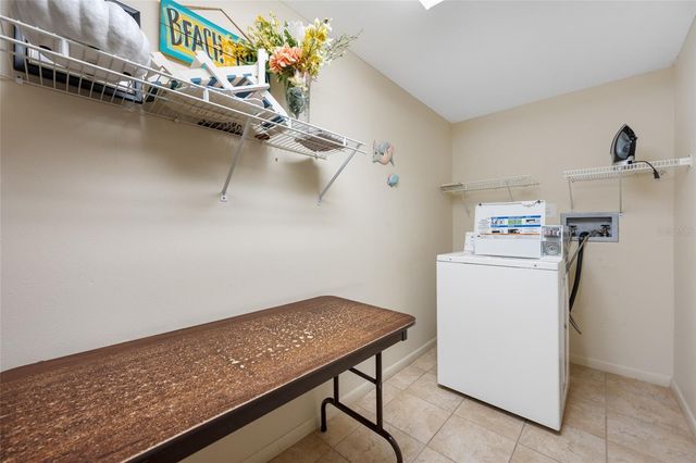 1621 GULF BOULEVARD 706, Clearwater Beach, FL 33767