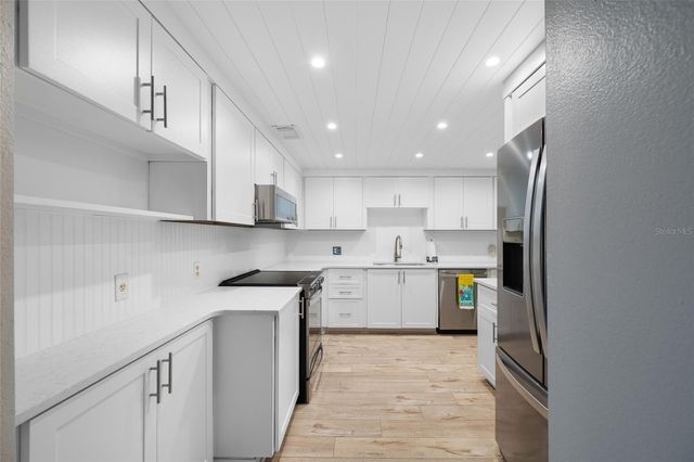 1621 GULF BOULEVARD 706, Clearwater Beach, FL 33767