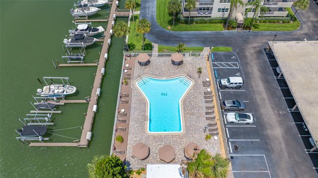 1621 GULF BOULEVARD 706, Clearwater Beach, FL 33767