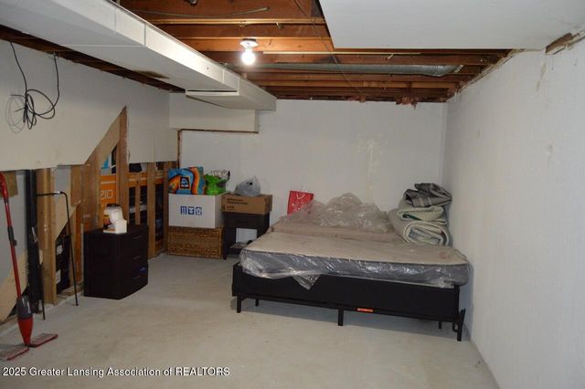 4018 Clayborn Road, Lansing, MI 48911