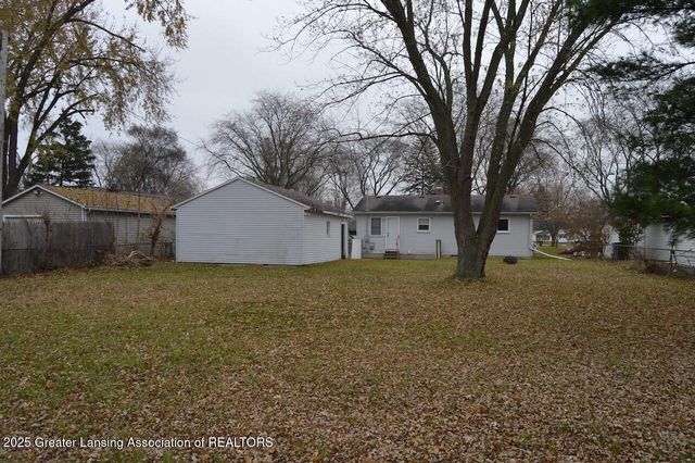 4018 Clayborn Road, Lansing, MI 48911