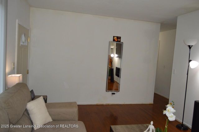 4018 Clayborn Road, Lansing, MI 48911