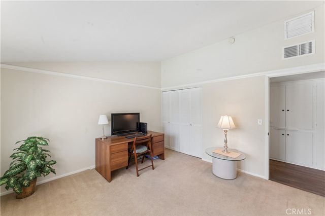 5666 Rawlings, Woodland Hills, CA 91367