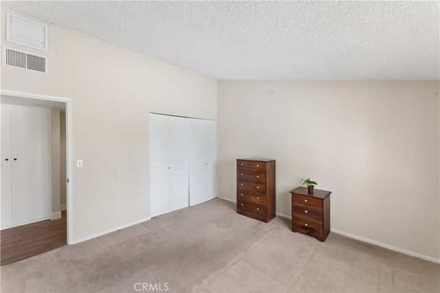 5666 Rawlings, Woodland Hills, CA 91367