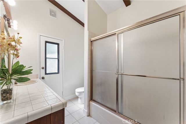 5666 Rawlings, Woodland Hills, CA 91367