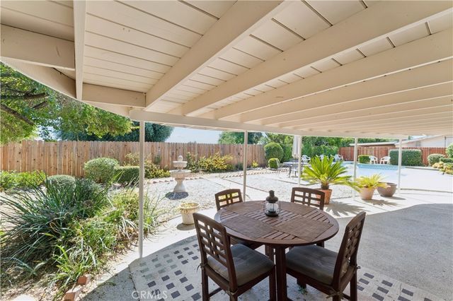 5666 Rawlings, Woodland Hills, CA 91367
