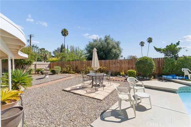 5666 Rawlings, Woodland Hills, CA 91367